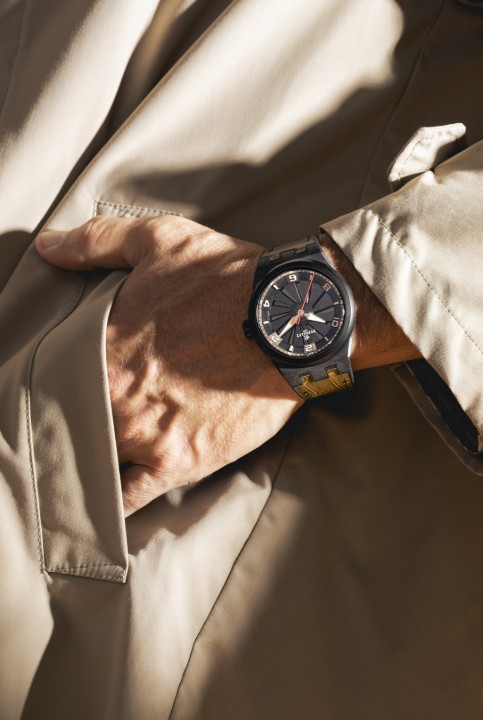 Bild von Perrelet Turbine Carbon Khaki