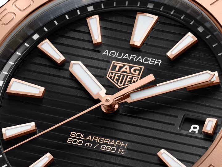 Bild von Tag Heuer Aquaracer Professional 200 Solargraph