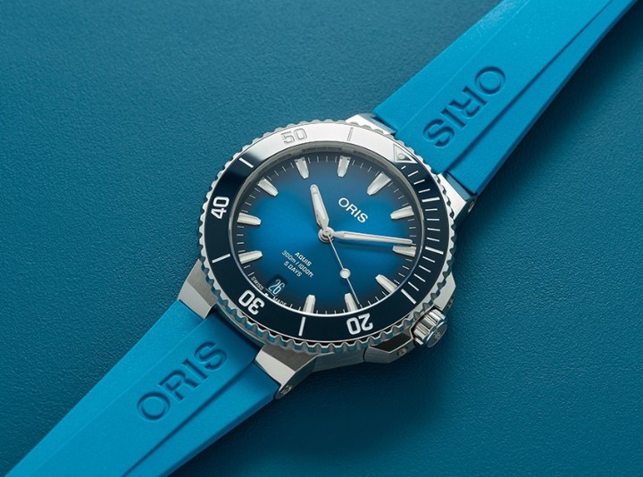 Bild von Oris Aquis Date