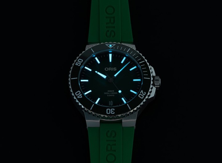 Bild von Oris Aquis Date