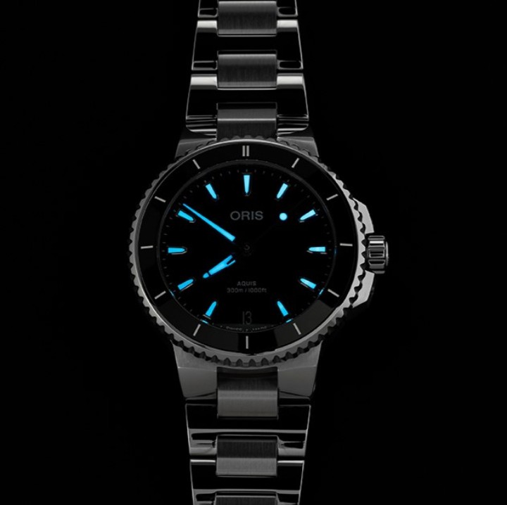 Obrázek Oris Aquis Date
