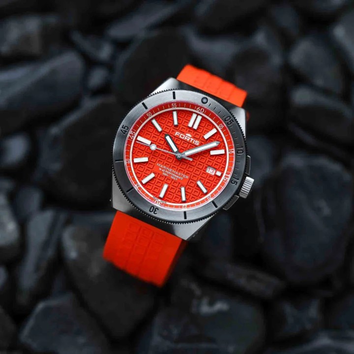 Bild von Fortis Marinemaster M-40 Amber Orange