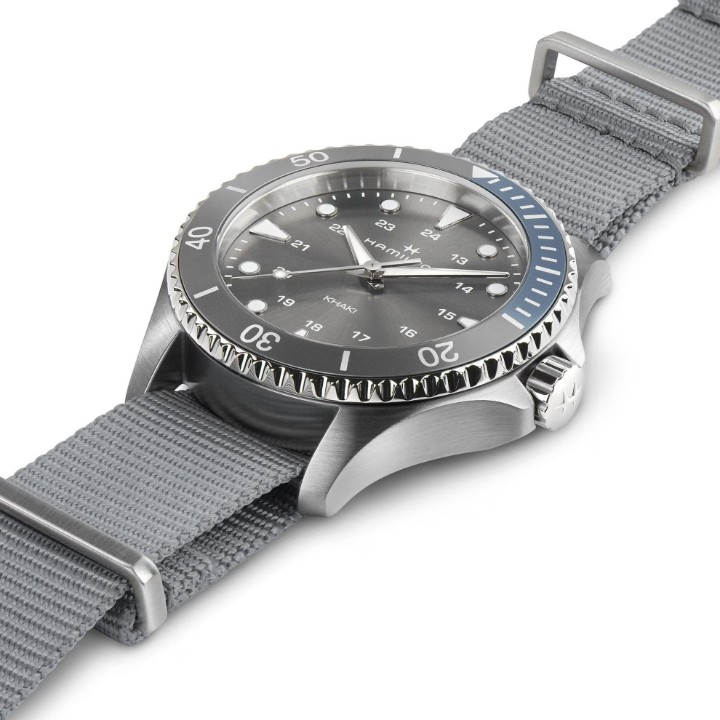Bild von Hamilton Khaki Navy Scuba Quartz