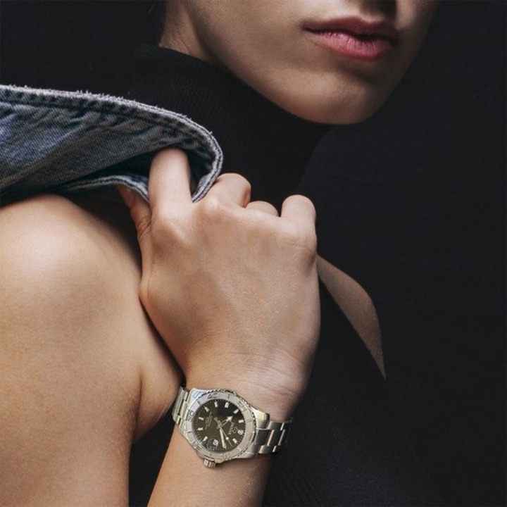 Bild von Jaguar Executive Diver