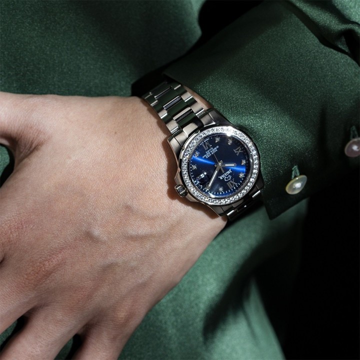 Bild von Jaguar Executive Diver
