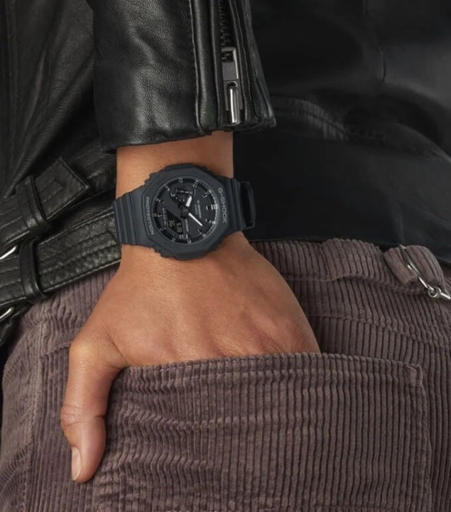 Bild von Casio G-Shock Mini Carbon Core Guard