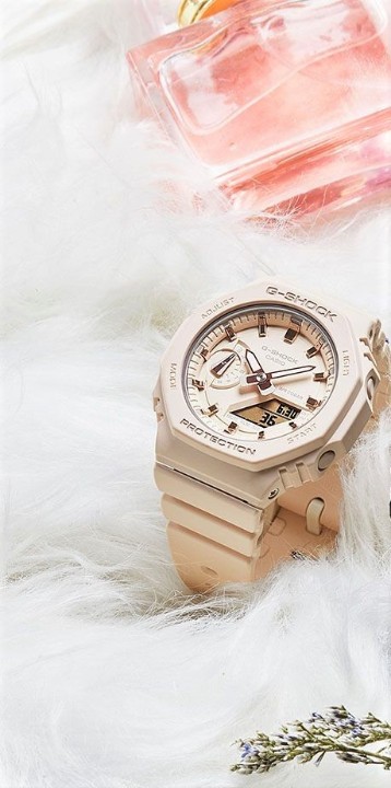 Bild von Casio G-Shock Mini Carbon Core Guard