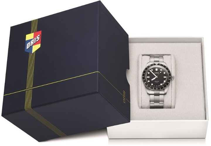 Bild von Oris Divers Sixty-Five 12H Calibre 400