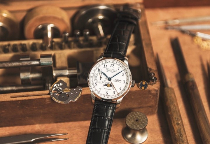 Bild von Union Glashütte 1893 Johannes Dürrstein Edition Moon Phase