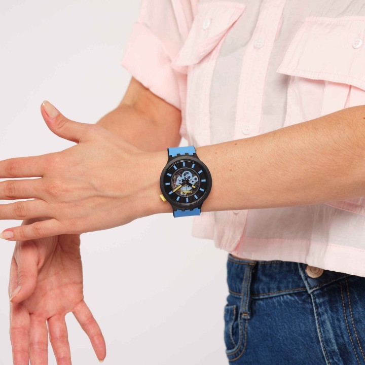 Bild von Swatch Big Bold Travel By Day
