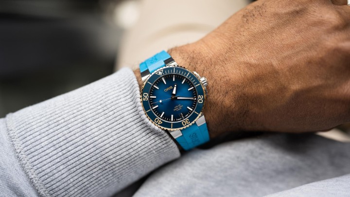 Bild von Oris Aquis Date Calibre 400