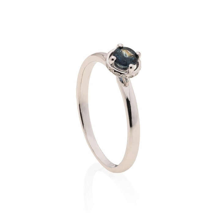 Bild von Ring LOEE aus Weißgold mit Diamanten und Multisaphir