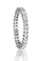 Bild von Ring LOEE aus Weißgold mit Diamanten