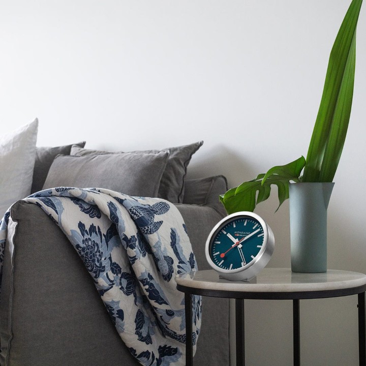 Bild von Wecker/Wanduhr MONDAINE