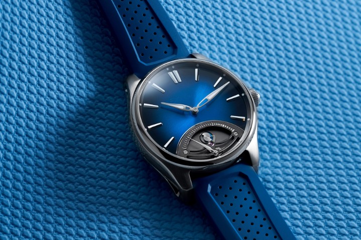 Bild von H. Moser & Cie Pioneer Retrograde Seconds Midnight Blue