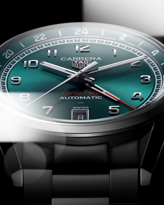 Bild von Tag Heuer Carrera Date Twin-Time