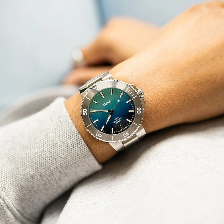 Bild von Oris Aquis Date Great Barrier Reef Limited Edition IV