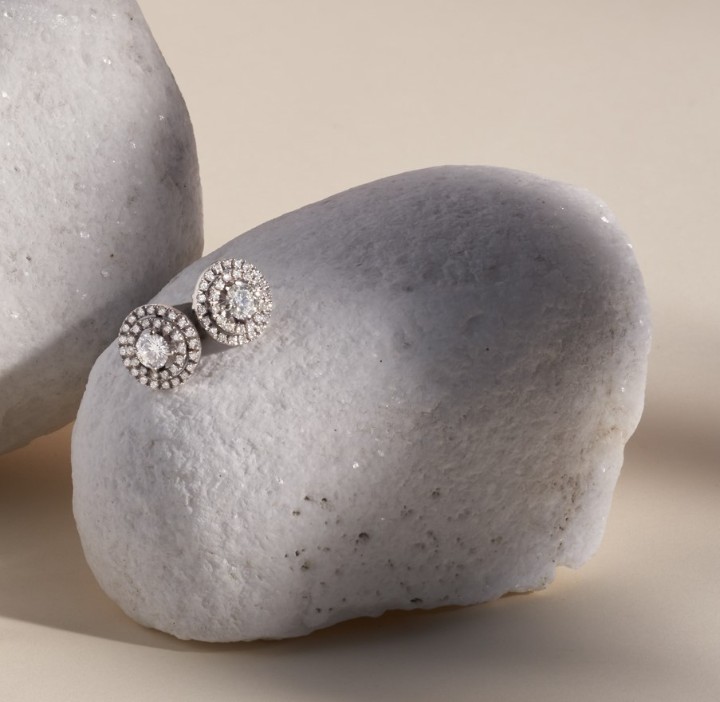 Bild von Ohrringe LOEE aus Weißgold mit Diamanten