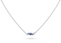 Produktdetails anzeigen - Halskette LOEE Sparkle aus Weißgold mit Diamanten und Multisaphiren Bild von Halskette LOEE Sparkle aus Weißgold mit Diamanten und Multisaphiren