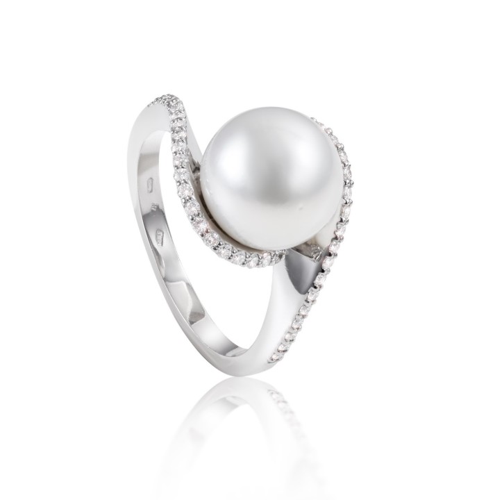 Bild von Ring LOEE Pearls aus Weißgold mit Diamanten und Perle
