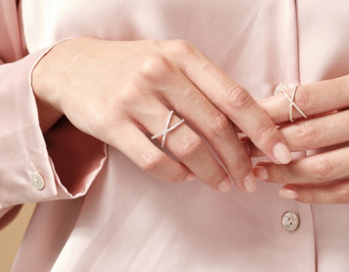 Bild von Ring LOEE Pure aus Weißgold mit Diamanten