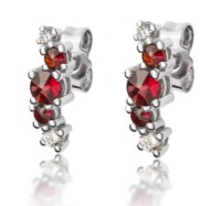 Produktdetails anzeigen - Ohrringe LOEE Sparkle aus Weißgold mit Diamanten und Granaten Bild von Ohrringe LOEE Sparkle aus Weißgold mit Diamanten und Granaten