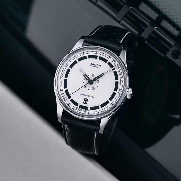 Bild von Union Glashütte Noramis Date Deutschland Klassik Limited Edition 2025