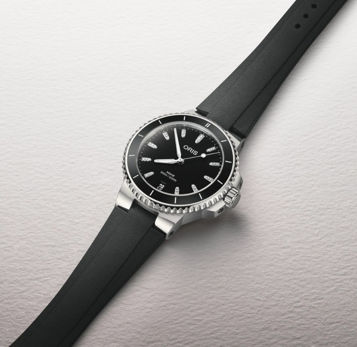 Bild von Oris Aquis Date Diamonds