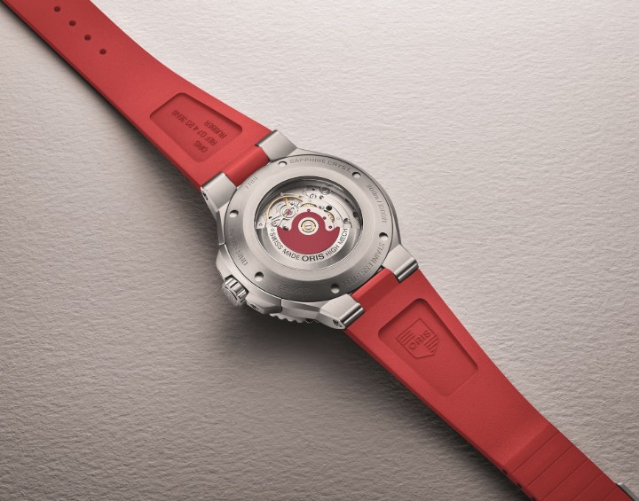 Bild von Oris Aquis Date Relief