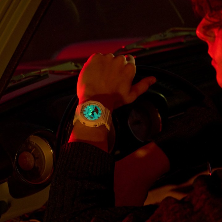 Bild von Casio G-Shock Carbon Core Guard Hidden Glow Series