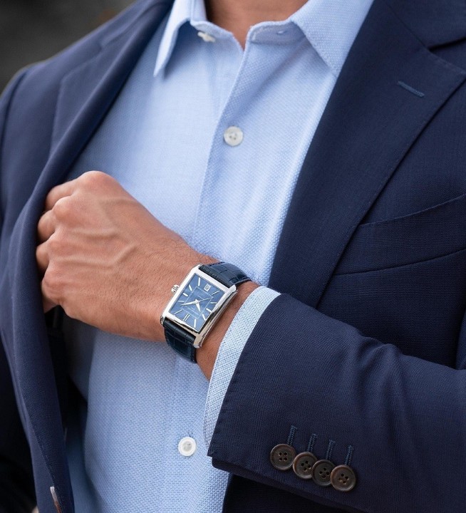 Bild von Frederique Constant Classics Carrée Automatic