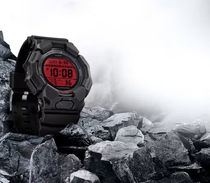 Bild von Casio G-Shock Carbon Core Guard Black and Bold Red