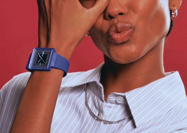 Bild von Swatch Squarely Blacklight