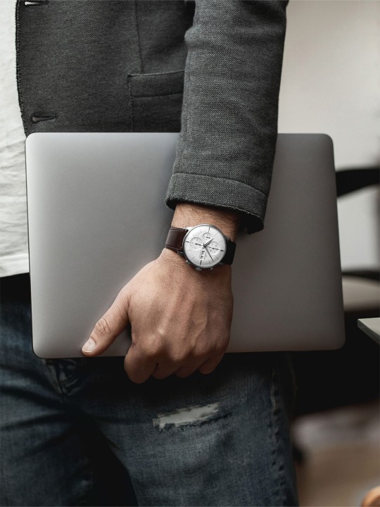 Bild von Junghans Meister Chronoscope (EN)