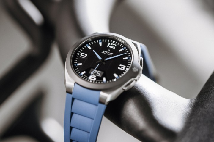 Bild von Junghans Spektrum Mega Solar