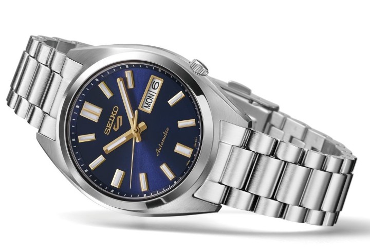 Bild von Seiko 5 Sports SNXS ‘Blazer Blue’