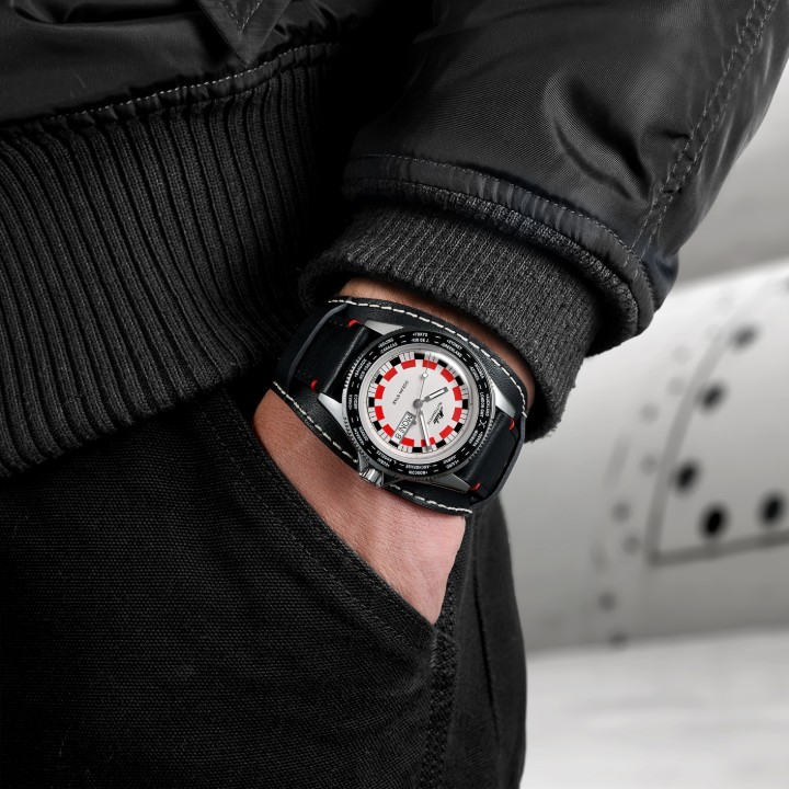 Bild von Mido Ocean Star Worldtimer