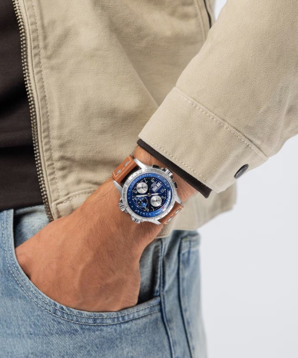 Bild von Hamilton Khaki Aviation X-Wind Auto Chrono