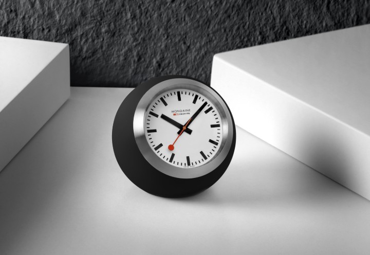 Bild von MONDAINE Globe Clock