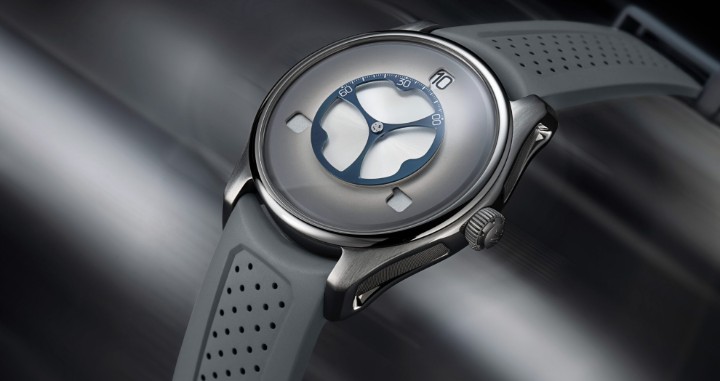 Bild von H. Moser & Cie Pioneer Flying Hours White Fumé