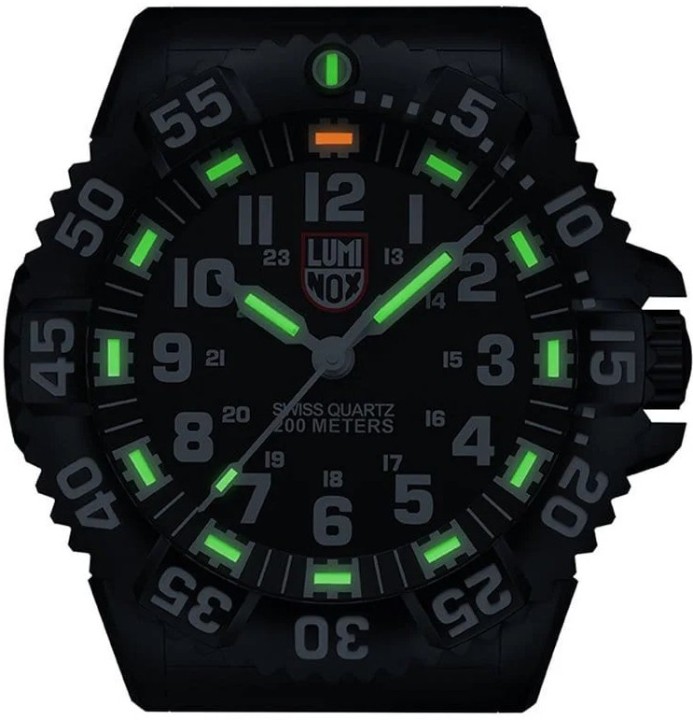Bild von Nástěnné hodiny Luminox