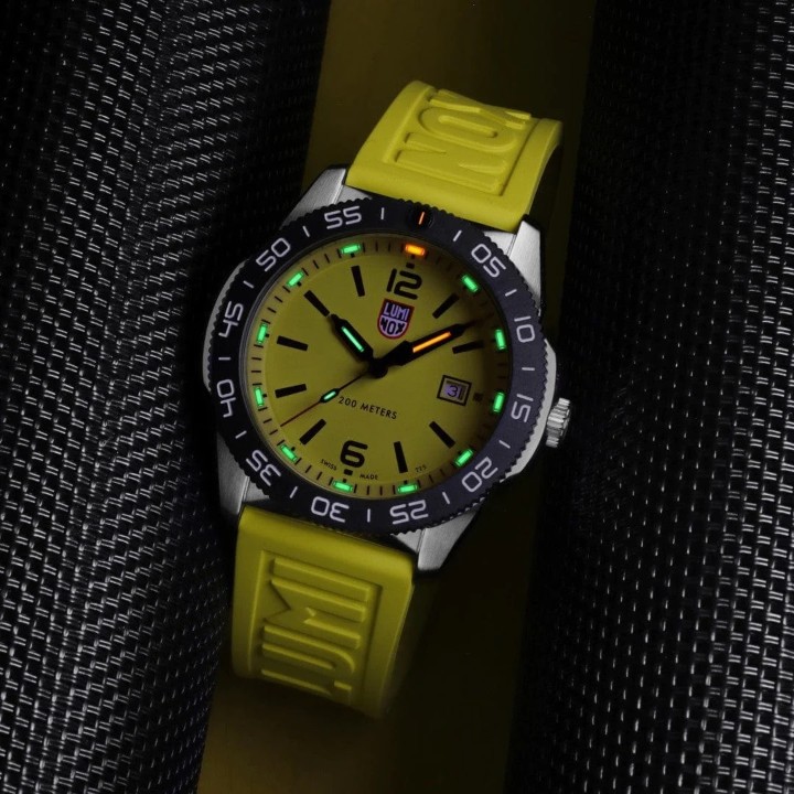 Bild von Luminox Pacific Diver 3120 Series