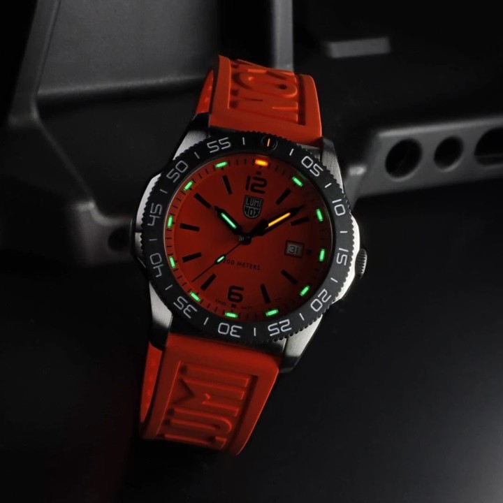 Bild von Luminox Pacific Diver 3120 Series