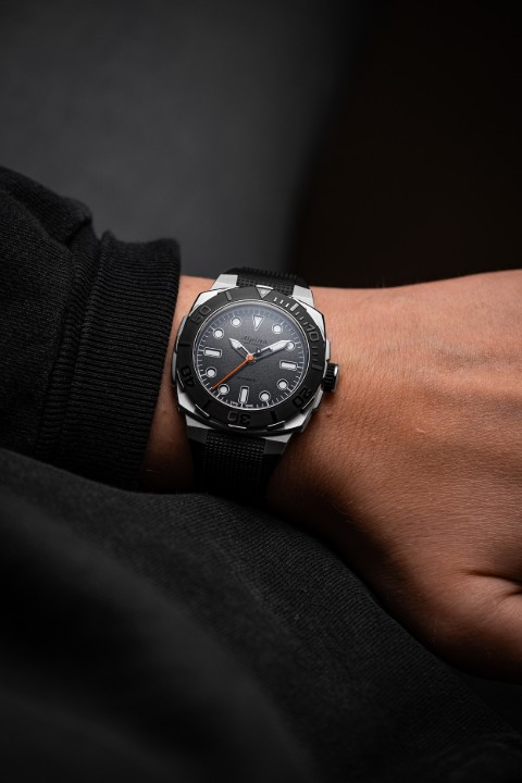 Bild von Alpina × TRTS Seastrong Diver Extreme Automatic Limited Edition