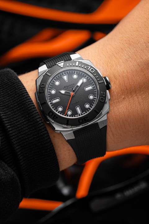 Bild von Alpina × TRTS Seastrong Diver Extreme Automatic Limited Edition