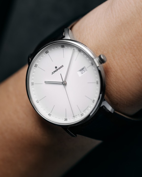 Bild von Junghans Form Quartz