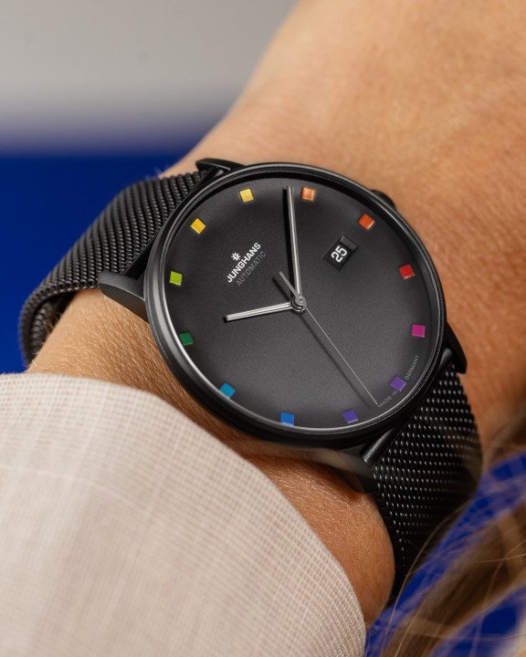 Bild von Junghans FORM A Bauhaus Limited Edition