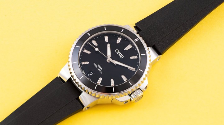 Bild von Oris Aquis Date Diamonds