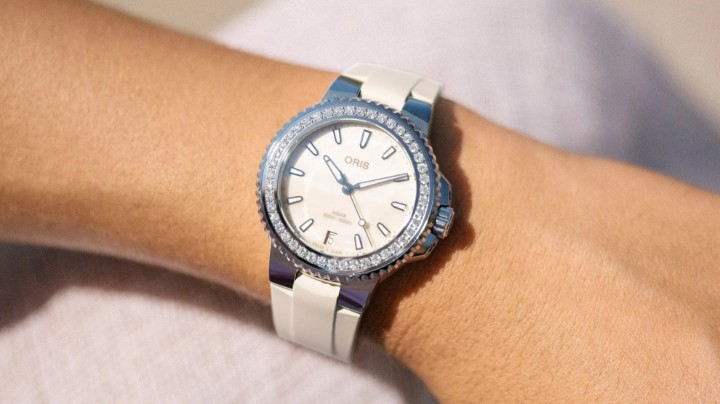 Bild von Oris Aquis Date Diamonds