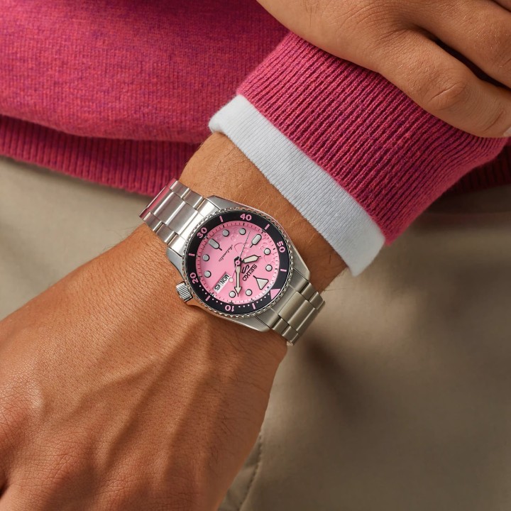 Bild von Seiko 5 Sports Pink Panther Limited Edition